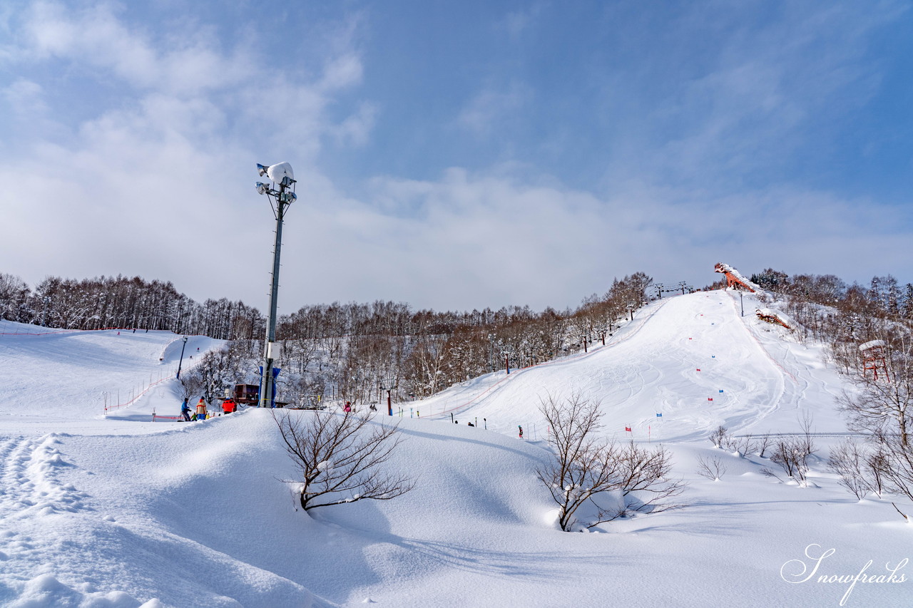 倶知安町旭ケ丘スキー場　羊蹄山を見上げながら滑走、地元のスキーヤー＆スノーボーダーたちに長く愛される粉雪ゲレンデ！